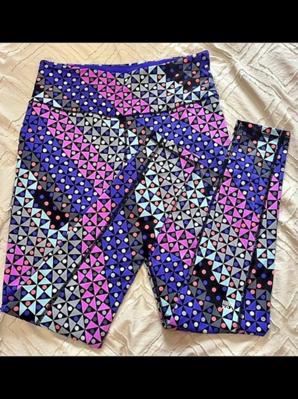 Victoria's Secret Sport Geometric Athletic Leggings in Purple & Black